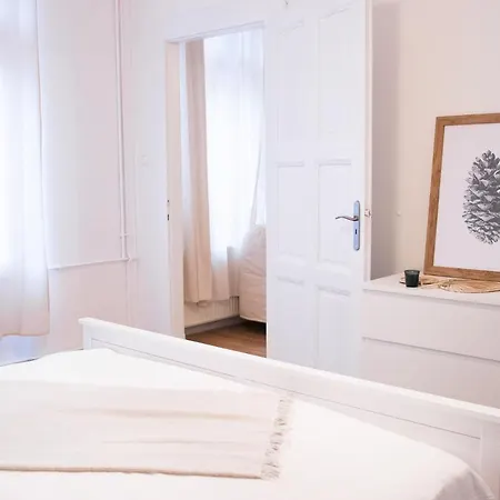 Apartament Scandi Custom 2-bdr *