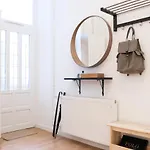 Scandi Custom 2-bdr Lägenhet