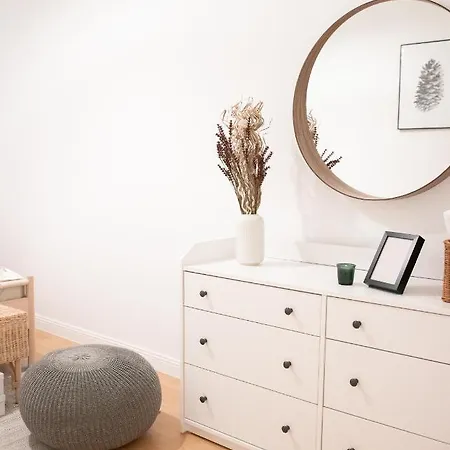 Scandi Custom 2-bdr Lejlighed Budapest