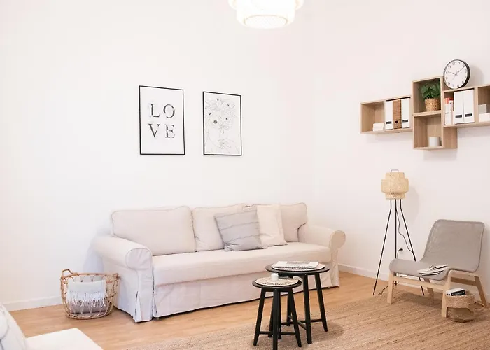 Scandi Custom 2-bdr