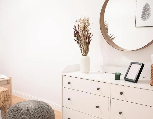 Scandi Custom 2-bdr Appartement Budapest
