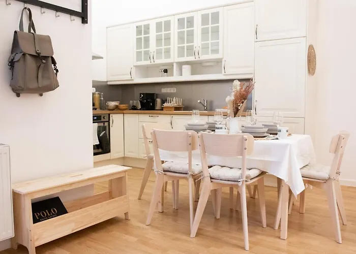 Scandi Custom 2-bdr *